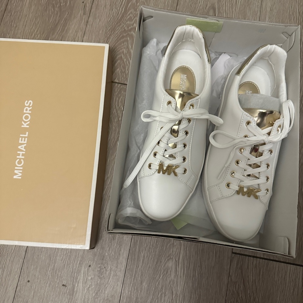 Michael kors brand new poppy lace up tennis shoes white size 9 - Picture 2 of 6